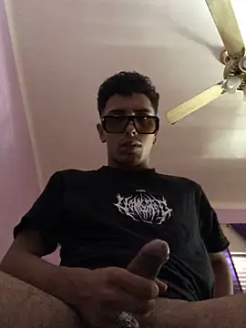 Quigleytto online show from March 19, 2:57 pm