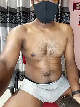 Snapshot of SuranSexy33 chatting on March 1, 5:05 pm SuranSexy33 online show from March 1, 5:05 pm