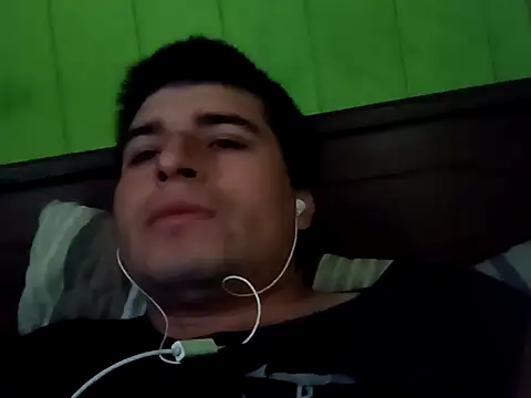 chilehorny1995 online show from February 7, 10:30 pm