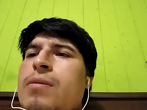 chilehorny1995 online show from January 3, 4:44 am