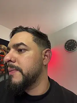 Ethan Castellano online show from October 26, 10:23 pm