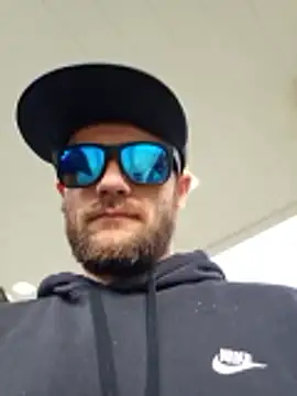 Spunwhiteboy1992 online show from March 21, 1:48 pm