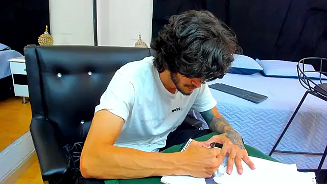 Loggan donnelly online show from February 13, 8:55 pm