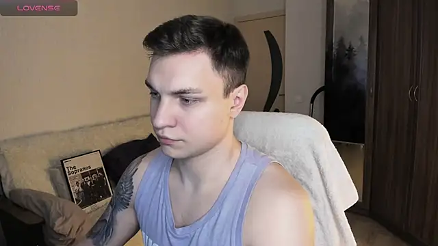 handsome guy01 online show from October 7, 4:22 pm