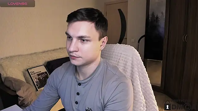 handsome guy01 online show from October 18, 2:27 am