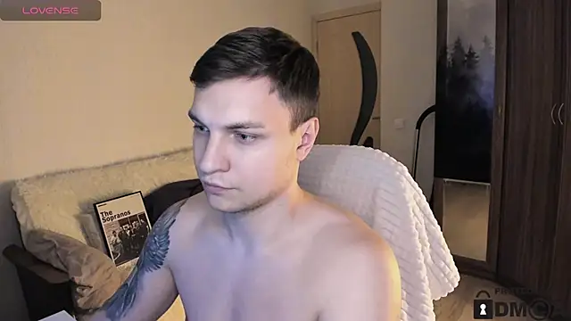 handsome guy01 online show from October 11, 7:07 pm