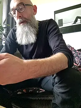 Kingsscepter online show from April 9, 1:17 pm