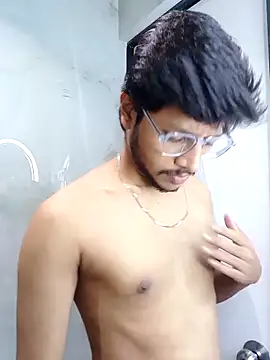 skinnyyyyyyyyy online show from February 13, 4:51 am