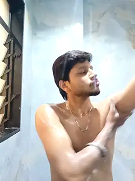 skinnyyyyyyyyy online show from March 7, 4:43 am