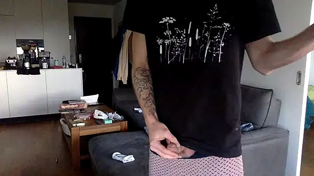 oktober1993 online show from October 24, 8:16 am