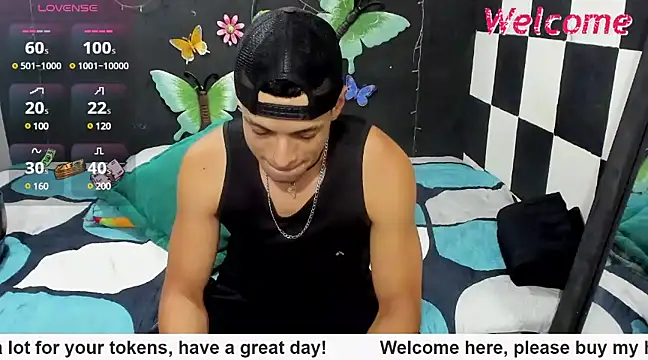 MikeRose94 online show from March 14, 7:01 pm