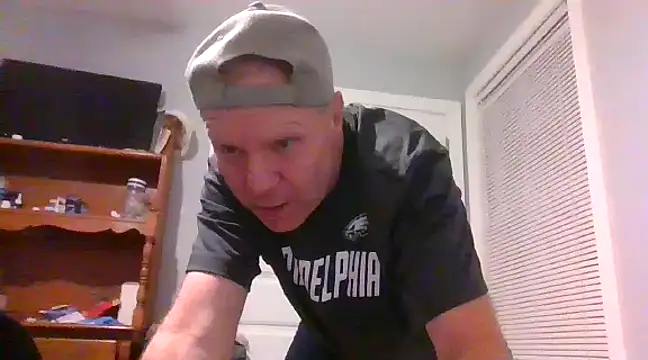 Snapshot of masterjerseyjoe chatting on February 23, 8:55 am masterjerseyjoe online show from February 23, 8:55 am