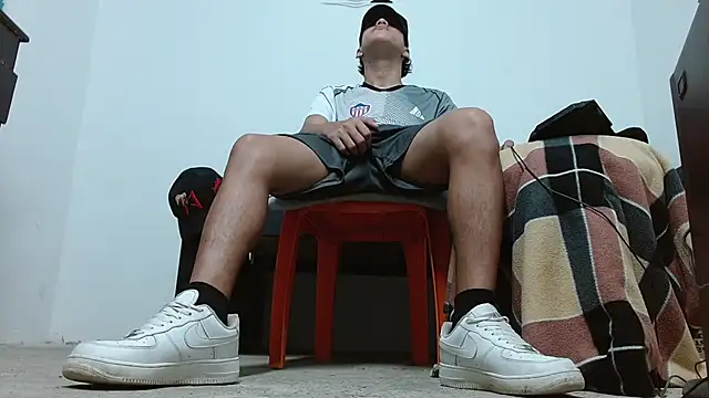 Macho Dom online show from April 11, 10:52 am