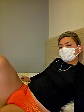 da--------i online show from January 5, 6:11 pm