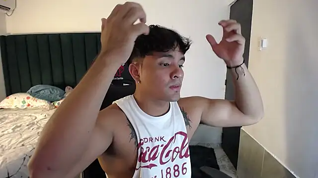 man dur07 online show from October 17, 11:31 pm