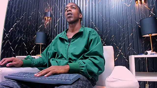 LarryCollin online show from February 25, 5:30 am