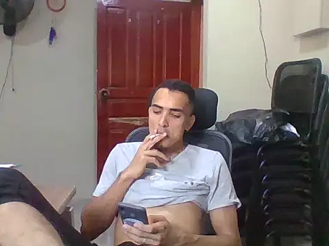 jeremy scott online show from February 28, 5:34 pm