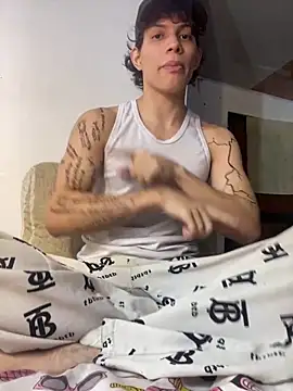 lax777  online show from February 3, 8:19 am