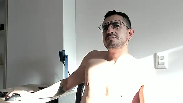 pablo-rincon95 online show from December 19, 12:23 pm