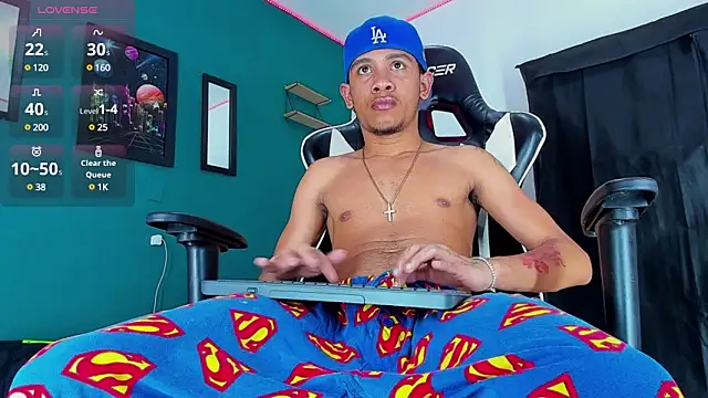 Snapshot of Romancartier_1 chatting on March 5, 3:41 am Romancartier 1 online show from March 5, 3:41 am