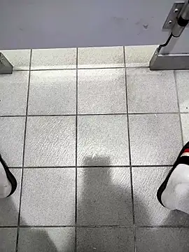 Yang 1069 online show from October 18, 10:20 am