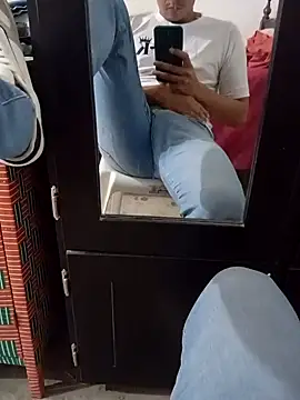 paulzorrita26 online show from January 8, 6:41 pm