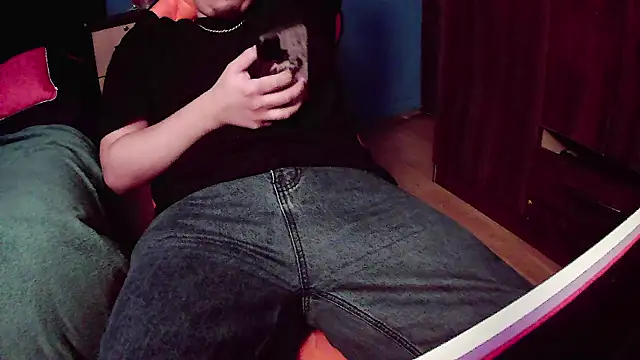 pisceslost online show from September 19, 12:46 am