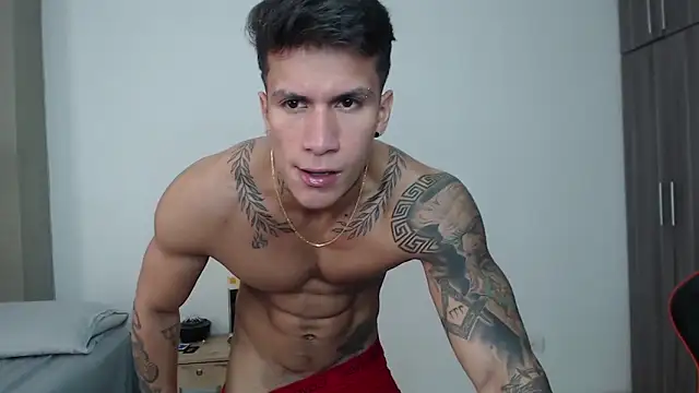 pettergrey1 online show from April 1, 1:41 pm