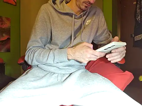 MASTERBULLY online show from November 18, 4:55 pm