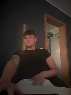 kevin344112 online show from December 17, 2:35 pm