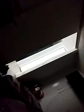 xxierra online show from December 14, 4:56 am