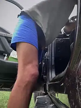 KBD85 online show from October 18, 8:47 pm