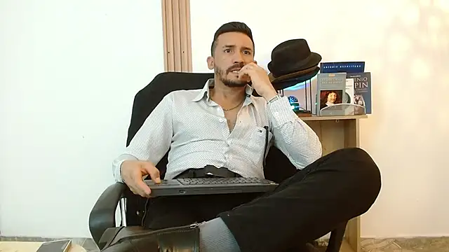 Reiko 85  online show from November 30, 7:27 pm