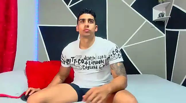 astrom greyy online show from January 24, 1:13 am