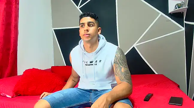 astrom greyy online show from March 15, 9:38 pm