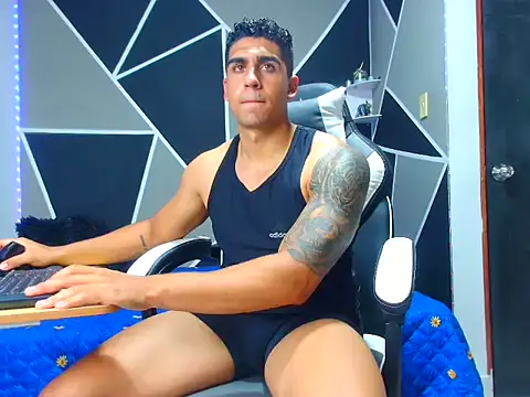 astrom greyy online show from September 23, 8:30 pm