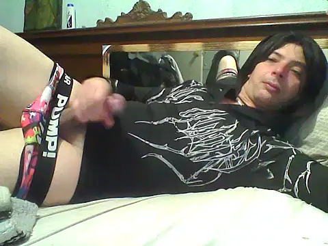 frank32love online show from February 5, 2:57 pm