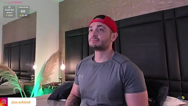 JossAckland online show from December 19, 7:55 pm