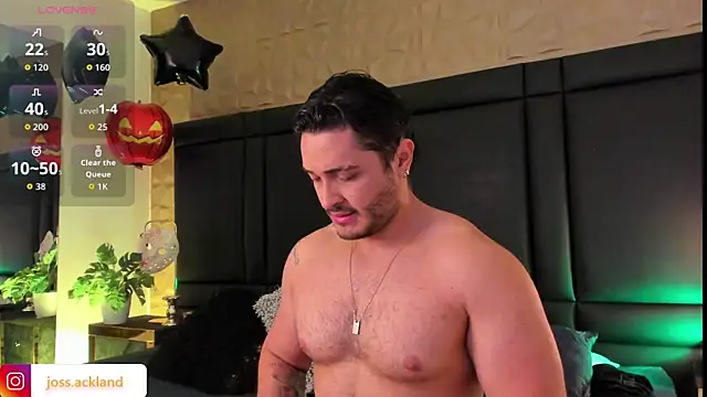 JossAckland online show from October 12, 8:03 pm