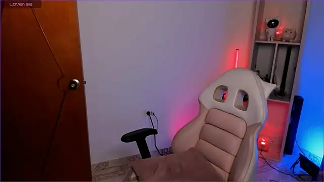 odelei online show from November 17, 9:34 am