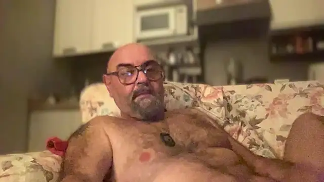 Snapshot of MM7026 chatting on May 27, 8:39 pm MM7026 online show from May 27, 8:39 pm