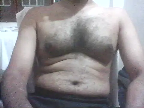 Snapshot of knighttriderr chatting on December 8, 6:28 pm knighttriderr online show from December 8, 6:28 pm