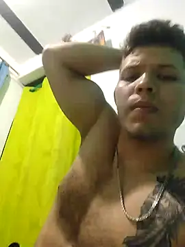 Snapshot of King_russo chatting on September 30, 2:29 am King russo online show from September 30, 2:29 am