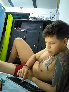 Snapshot of King_russo chatting on January 26, 8:57 am King russo online show from January 26, 8:57 am