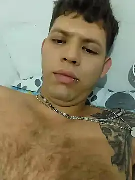 Snapshot of King_russo chatting on December 31, 3:55 am King russo online show from December 31, 3:55 am