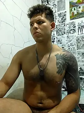 Snapshot of King_russo chatting on February 19, 6:44 am King russo online show from February 19, 6:44 am