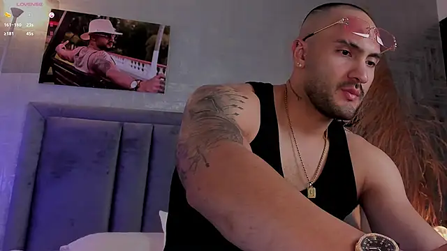 Snapshot of JeanColleman chatting on October 2, 4:05 am JeanColleman online show from October 2, 4:05 am