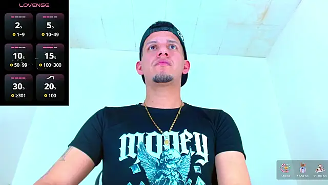 kevin  fox  online show from October 24, 7:48 pm