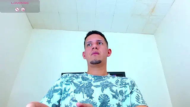 kevin  fox  online show from October 7, 7:29 pm