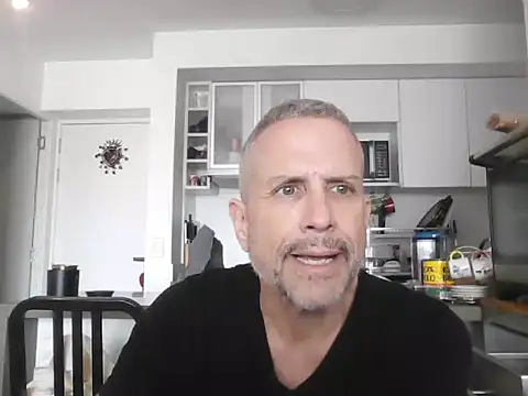 Diegoperrote682661 online show from December 18, 4:14 pm